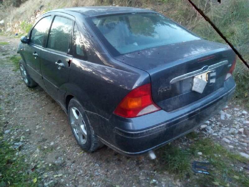 ford focus berlina (cak) del año 2003
