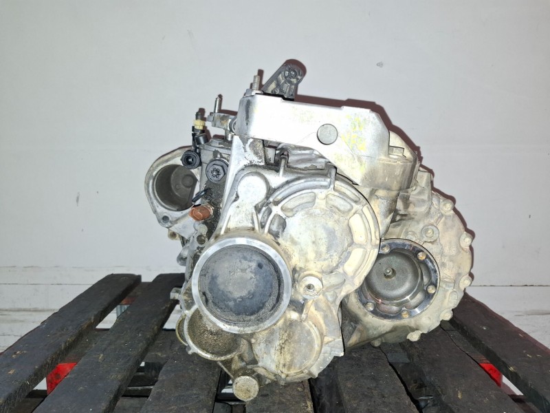 Recambio de caja cambios para volkswagen caddy (2c)(08.2010) cfhf referencia OEM IAM NFQ  