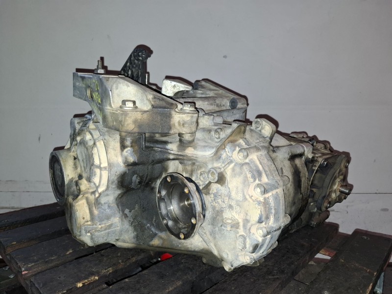 Recambio de caja cambios para volkswagen caddy (2c)(08.2010) cfhf referencia OEM IAM NFQ  