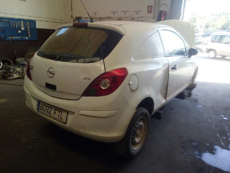 opel corsa d del año 2007
