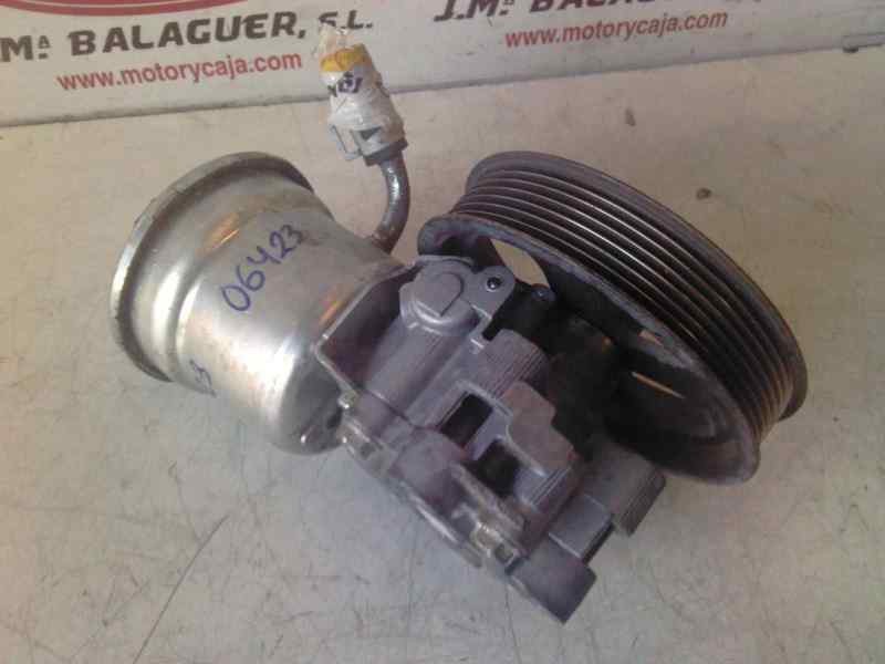 Recambio de bomba servodireccion para toyota avensis berlina (t25) referencia OEM IAM   