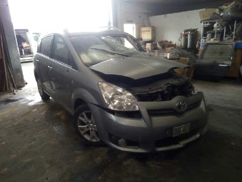 toyota corolla verso (r1) del año 2010