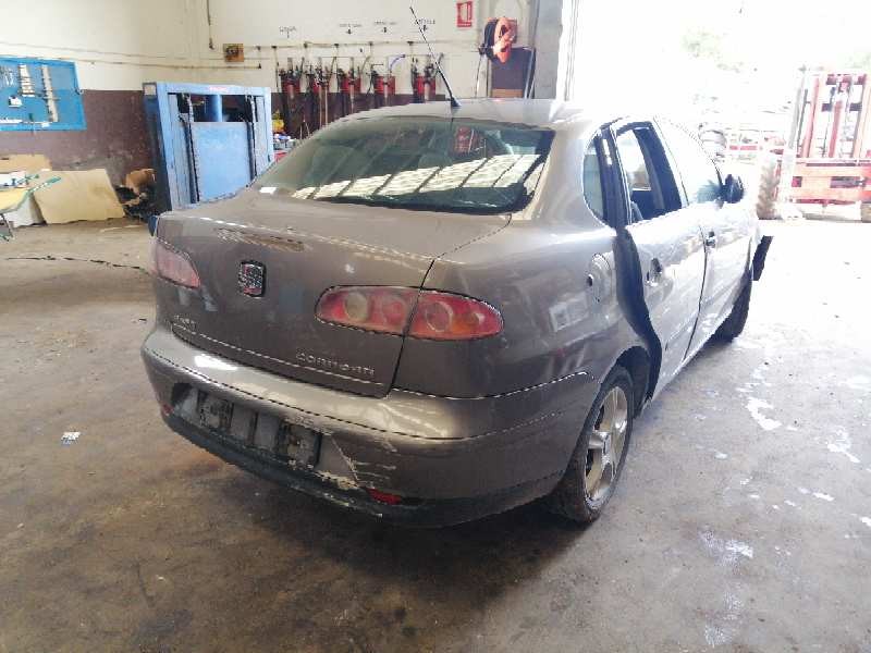 seat cordoba berlina (6l2) del año 2004