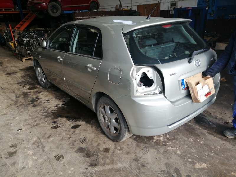 toyota corolla (e12) del año 2006