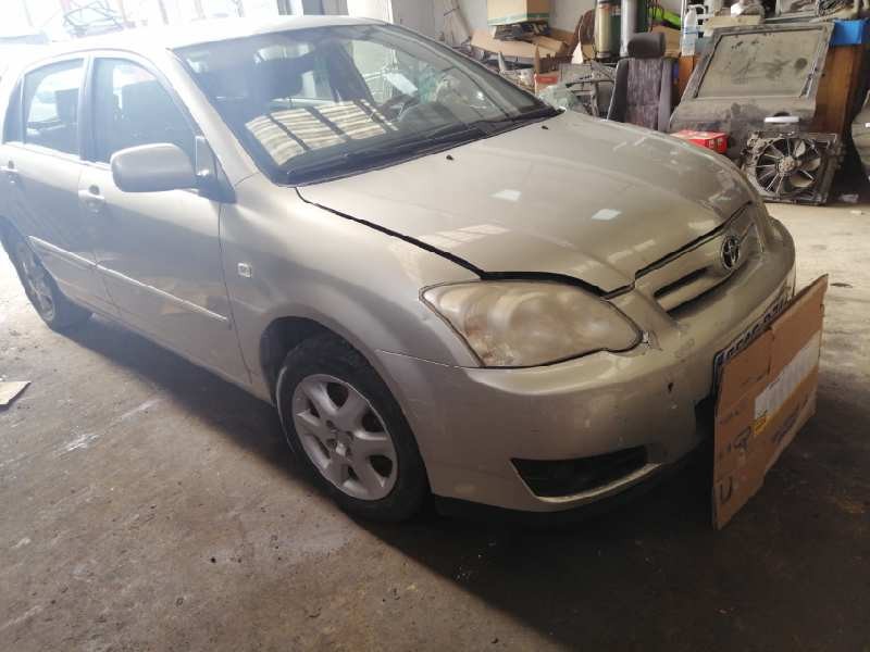 toyota corolla (e12) del año 2006