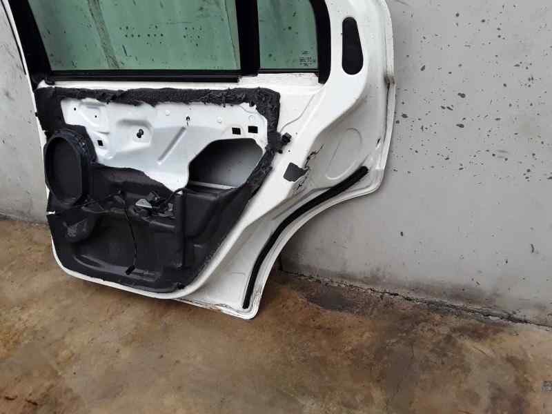 Recambio de puerta trasera derecha para » otros... modelos referencia OEM IAM   