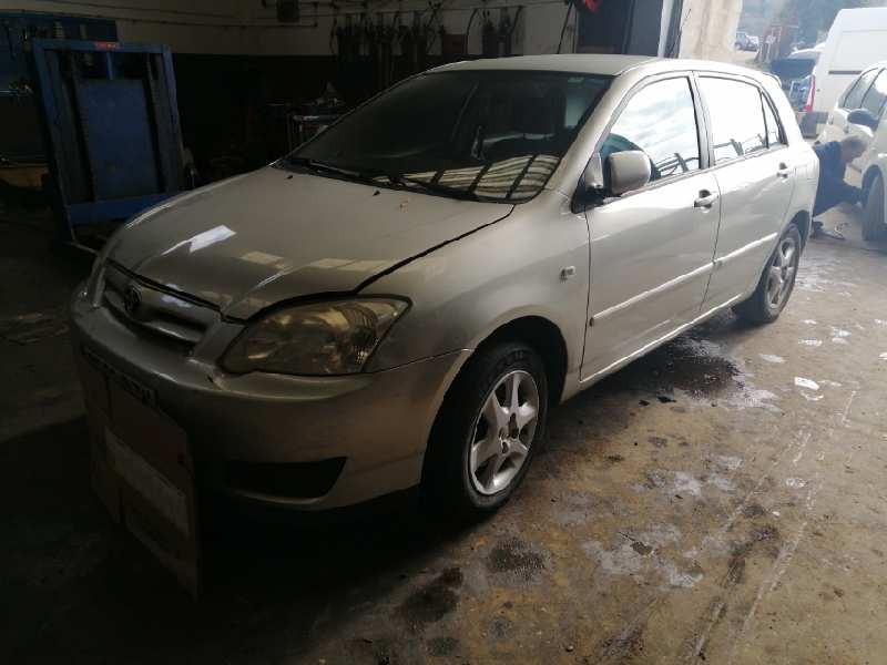 toyota corolla (e12) del año 2006