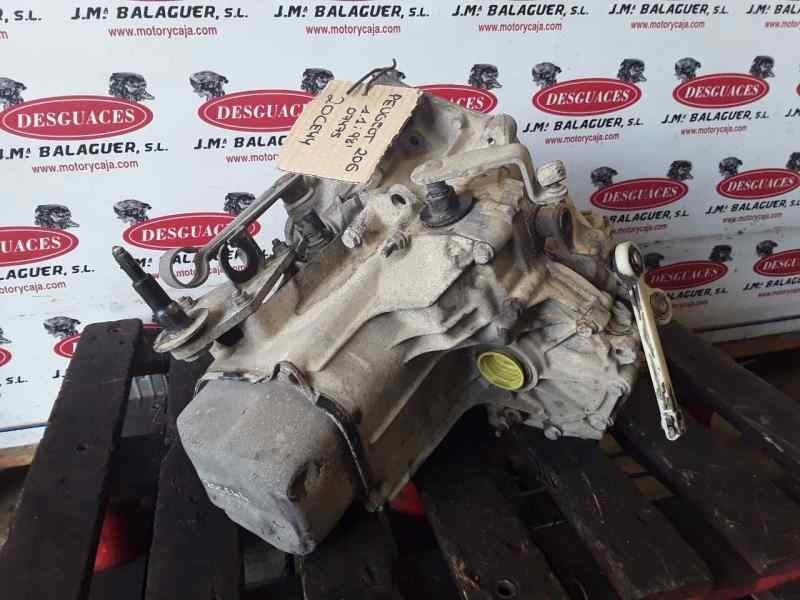 Recambio de caja cambios para peugeot 206 referencia OEM IAM 20CE44  