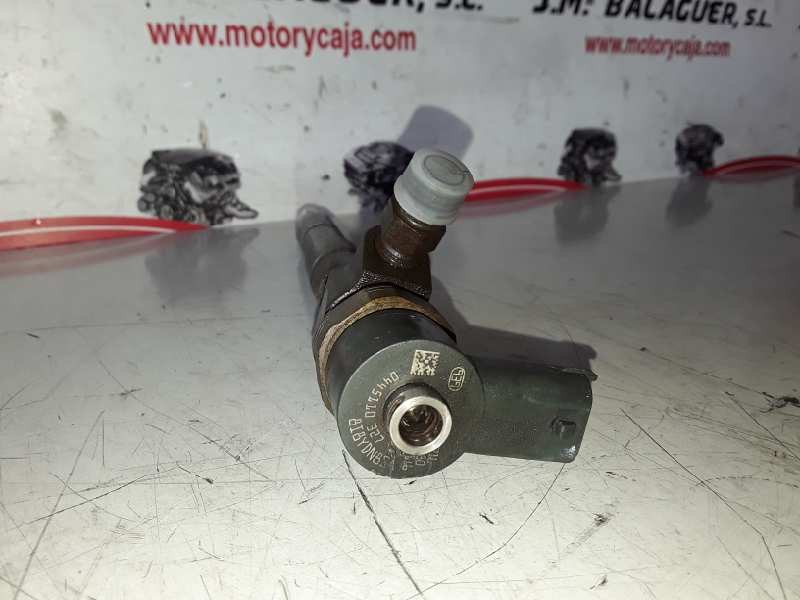 Recambio de inyector para opel insignia berlina a20dth referencia OEM IAM 0445110327  