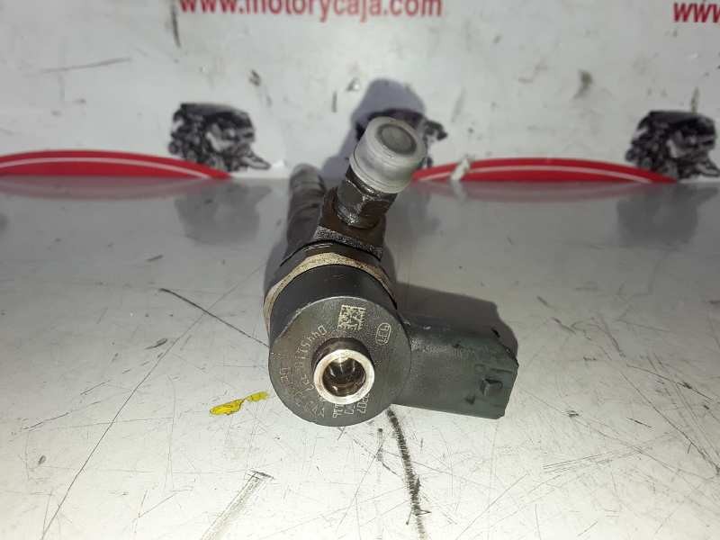 Recambio de inyector para opel insignia berlina a20dth referencia OEM IAM 0445110327  