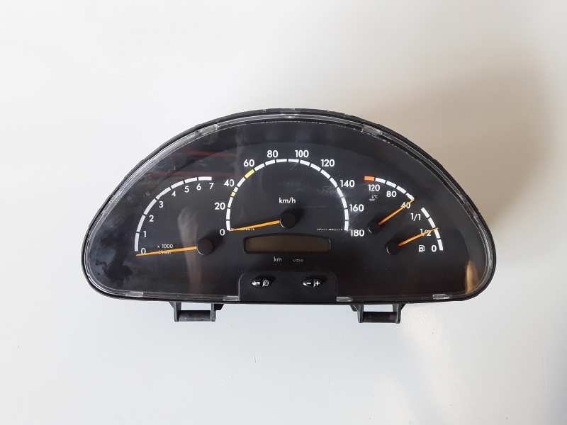 Recambio de cuadro instrumentos para mercedes-benz sprinter furgón 611981 referencia OEM IAM A0014466421  