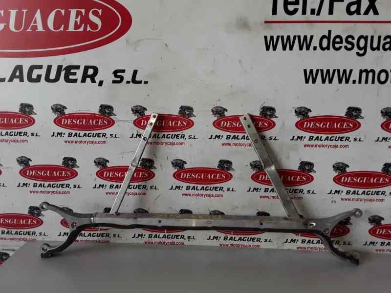 Recambio de travesaño superior para » otros... modelos referencia OEM IAM   