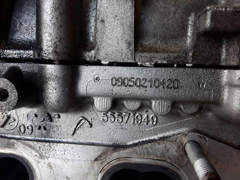 Recambio de culata para opel insignia berlina a20dth referencia OEM IAM 55571949/55565668  