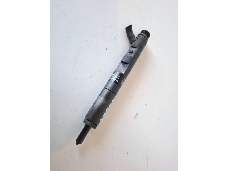 Recambio de inyector para renault kangoo i (f/kc0) k9k702 referencia OEM IAM EJBR01801Z  