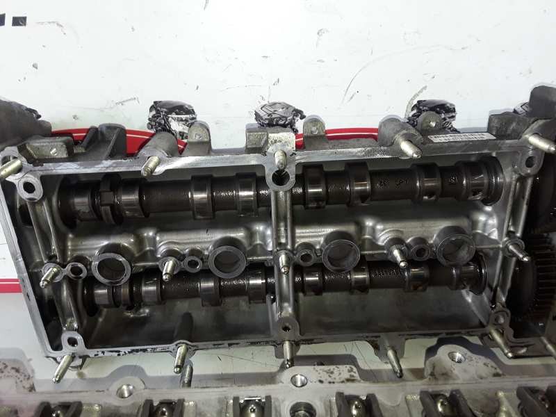 Recambio de culata para opel insignia berlina a20dth referencia OEM IAM 55571949/55565668  