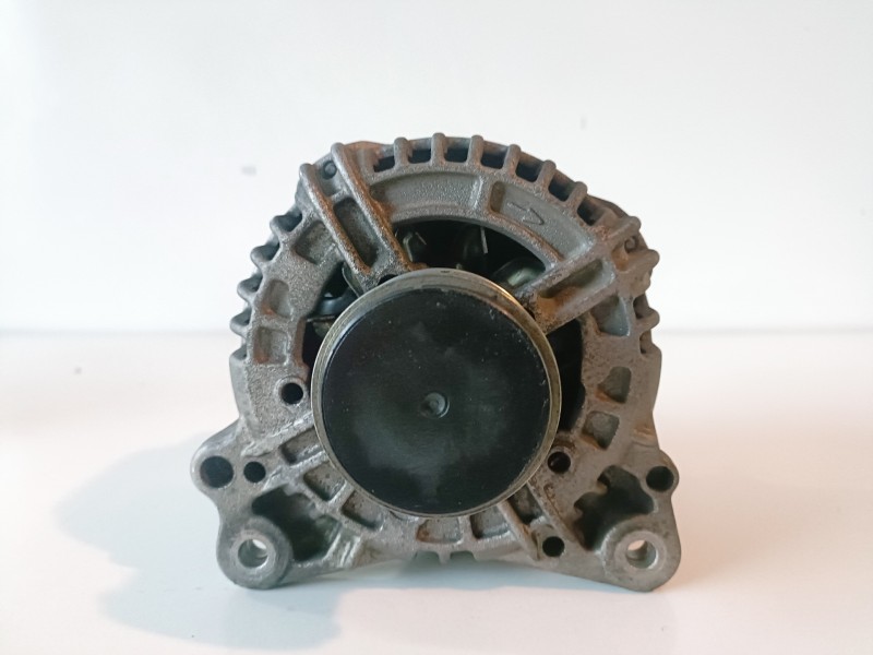 Recambio de alternador para seat leon (1p1) bkd referencia OEM IAM 06F903023F  
