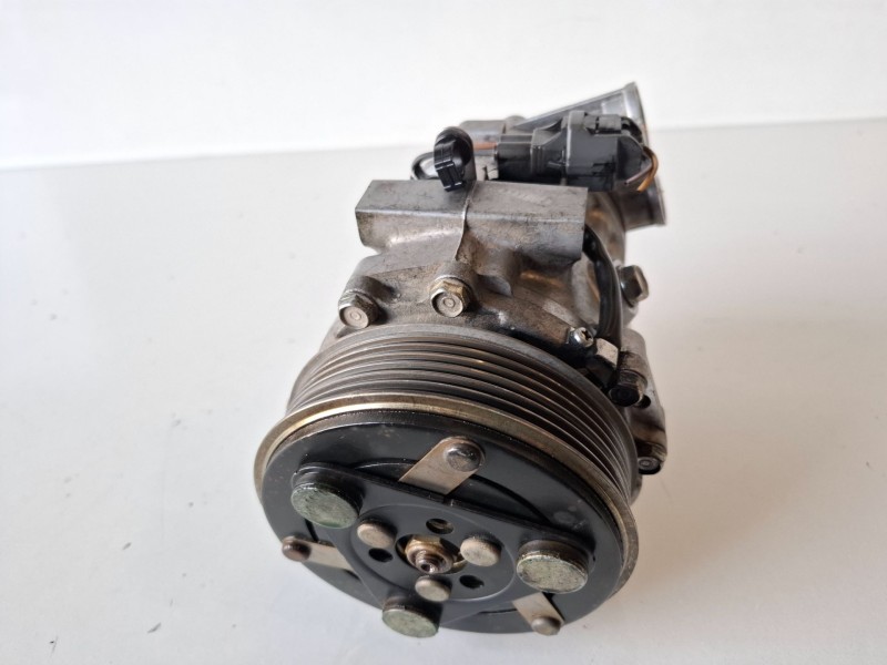 Recambio de compresor aire acondicionado para opel combo d 263a2000 referencia OEM IAM 51893889  