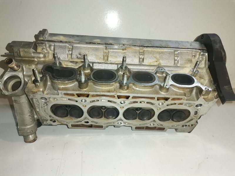 Recambio de culata para peugeot 206 rfn referencia OEM IAM   
