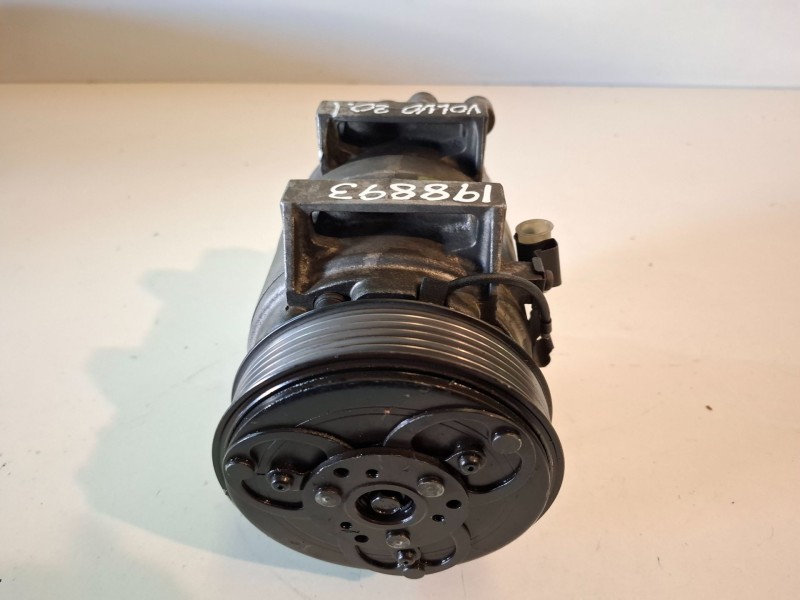 Recambio de compresor aire acondicionado para volvo s60 berlina d5244t referencia OEM IAM 8684287  