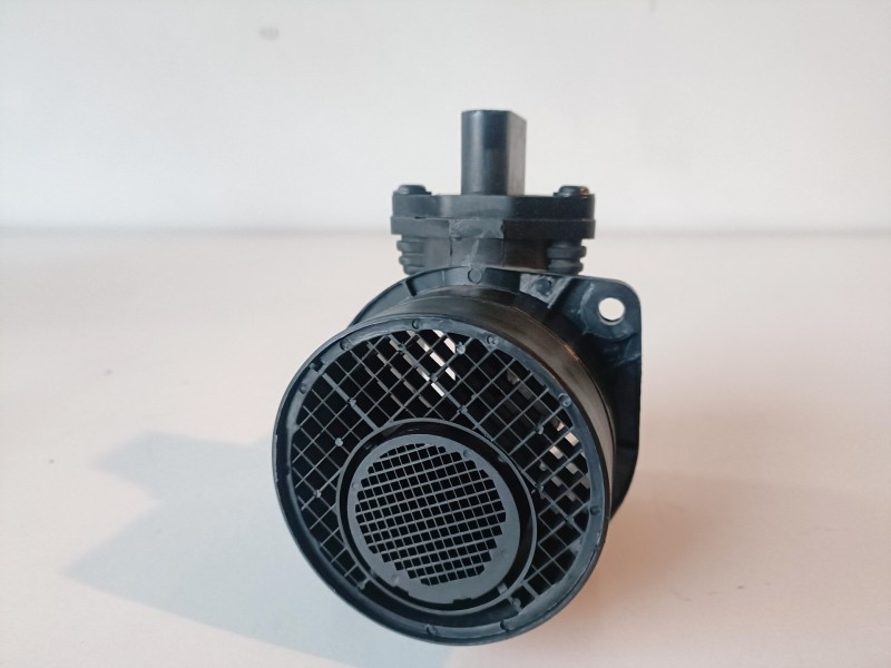 Recambio de caudalimetro para seat leon (1p1) bkd referencia OEM IAM 8ET00914257  