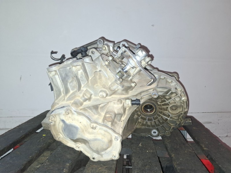 Recambio de caja cambios para opel astra h gtc z17dth referencia OEM IAM   