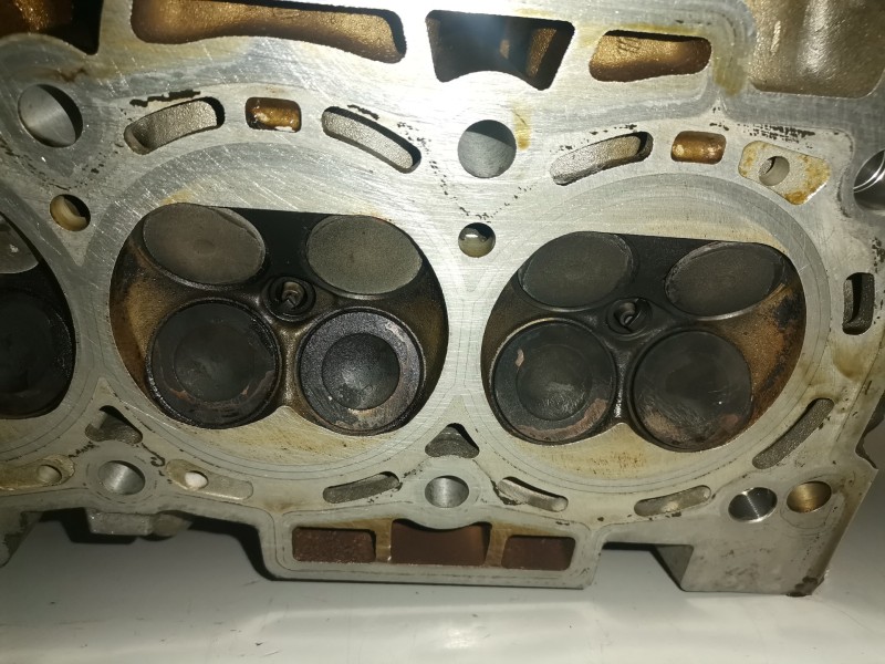 Recambio de culata para peugeot 206 rfn referencia OEM IAM   