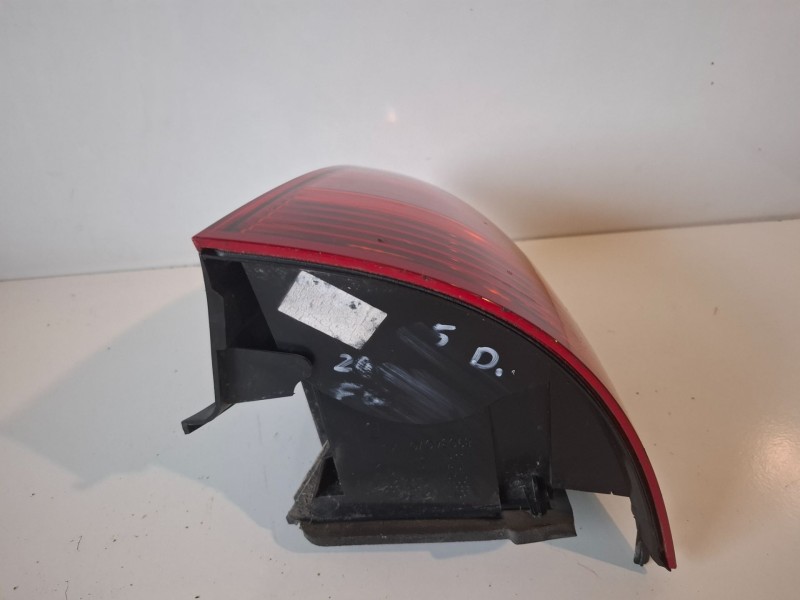 Recambio de piloto trasero derecho para citroen c5 berlina 9hz referencia OEM IAM   