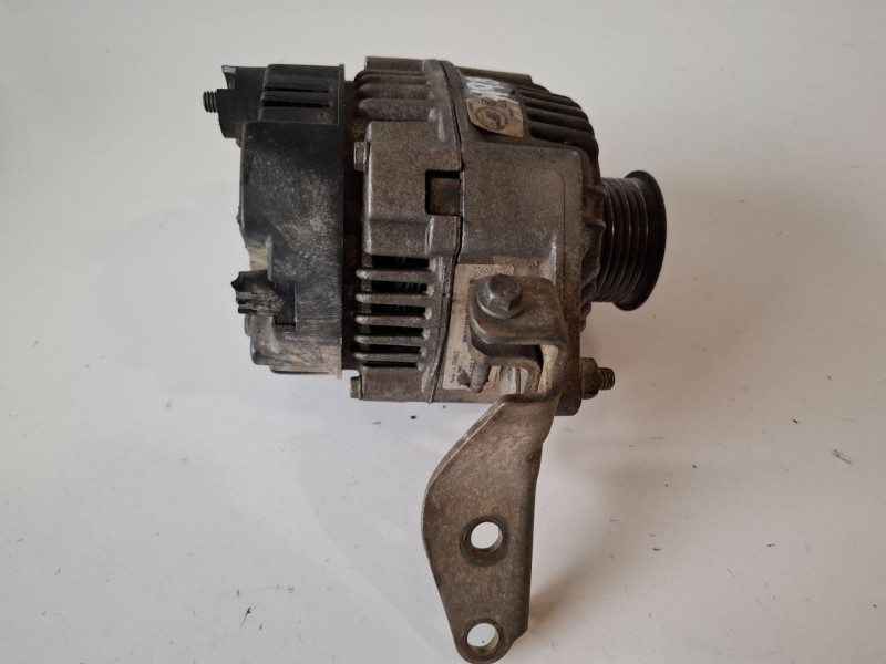 Recambio de alternador para renault kangoo i (f/kc0) f8q630 referencia OEM IAM   