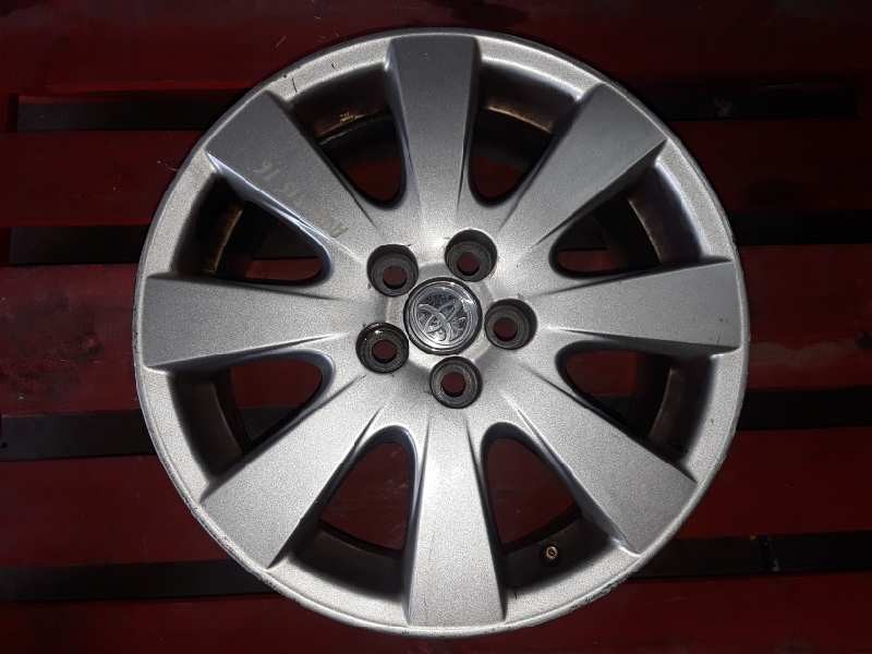 Recambio de juego llantas para toyota avensis berlina (t25) 1zzfe referencia OEM IAM JX16H2/ET45  