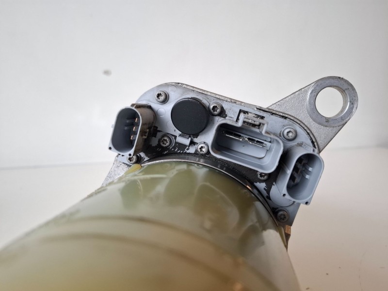 Recambio de bomba direccion para ford focus berlina (cap) g8da referencia OEM IAM   