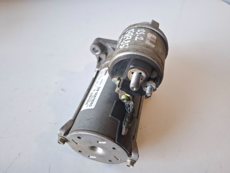 Recambio de motor arranque para opel corsa d a13dtc referencia OEM IAM D6G332  