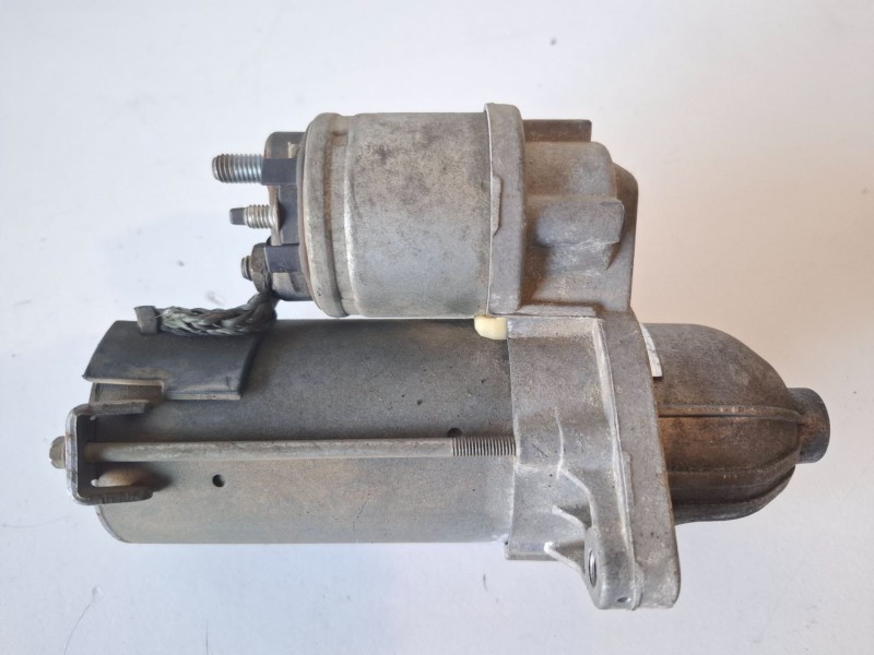 Recambio de motor arranque para opel corsa d a13dtc referencia OEM IAM D6G332  