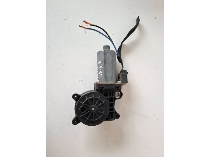 Recambio de motor elevalunas trasero derecho para bmw serie x5 (e53) 306d1 referencia OEM IAM 676283620640  