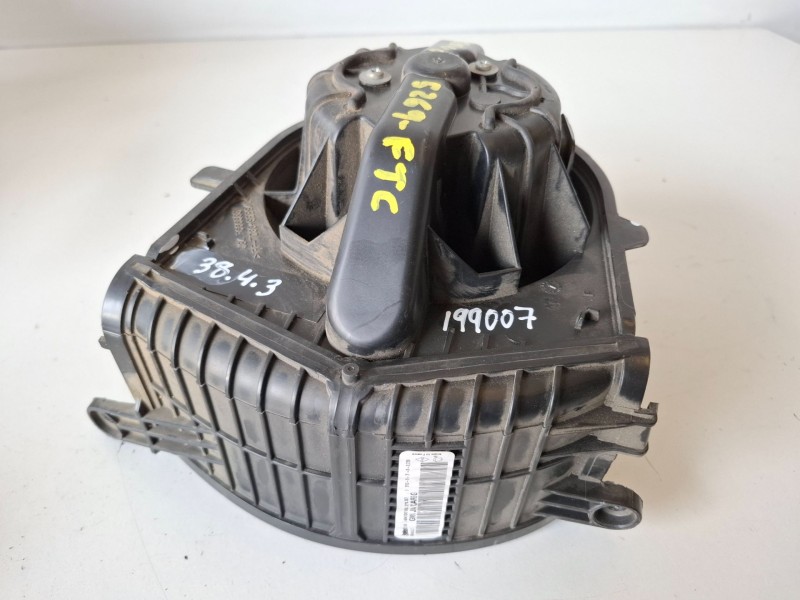 Recambio de ventilador calefaccion para renault scenic ii (jm) k9k732 referencia OEM IAM   