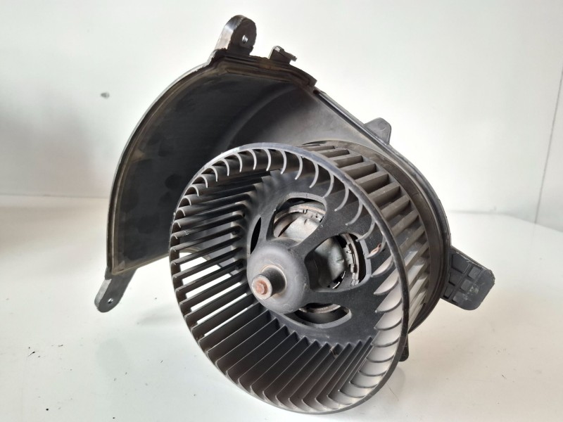 Recambio de ventilador calefaccion para renault scenic ii (jm) k9k732 referencia OEM IAM   