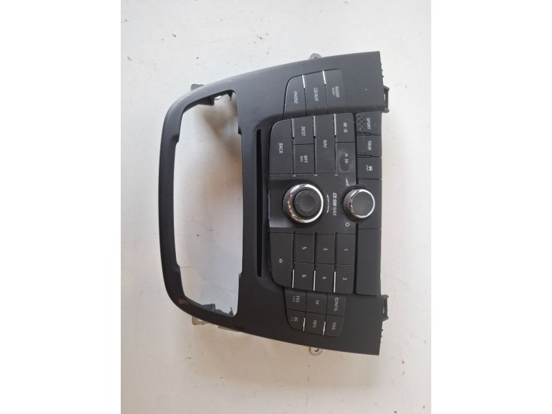 Recambio de sistema audio / radio cd para opel insignia berlina a20dth referencia OEM IAM 13273255  