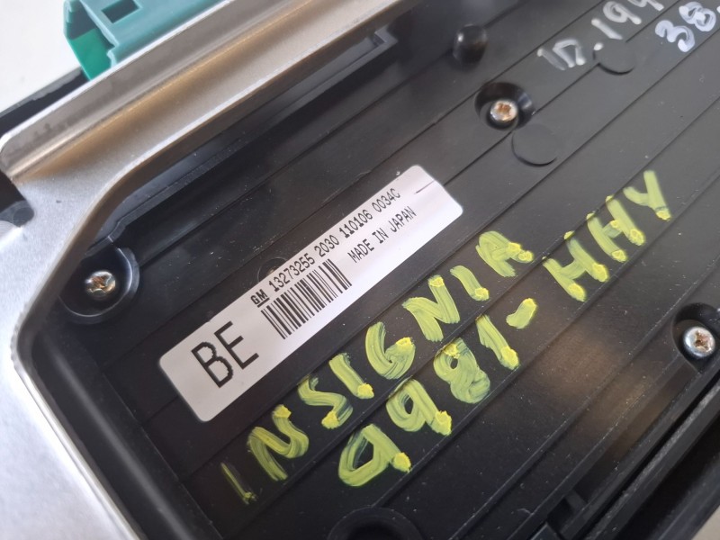 Recambio de sistema audio / radio cd para opel insignia berlina a20dth referencia OEM IAM 13273255  