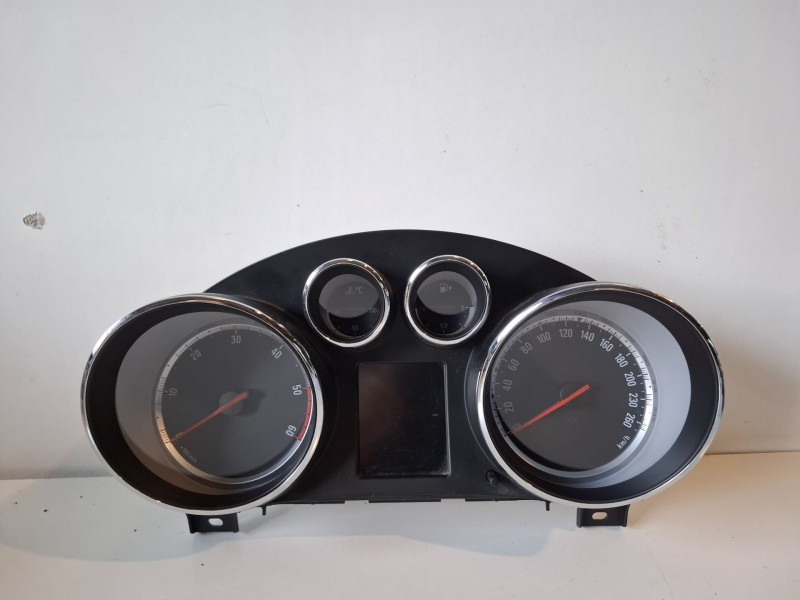 Recambio de cuadro instrumentos para opel insignia berlina a20dth referencia OEM IAM 365903926H  