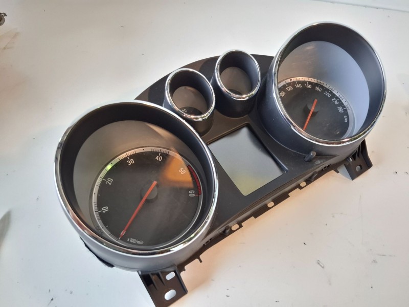 Recambio de cuadro instrumentos para opel insignia berlina a20dth referencia OEM IAM 365903926H  