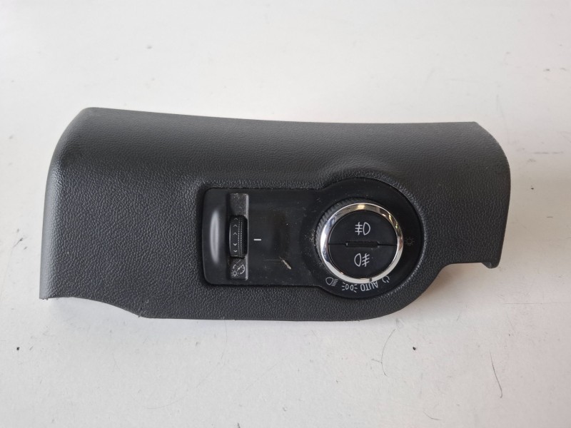 Recambio de mando luces para opel insignia berlina a20dth referencia OEM IAM 13268707  