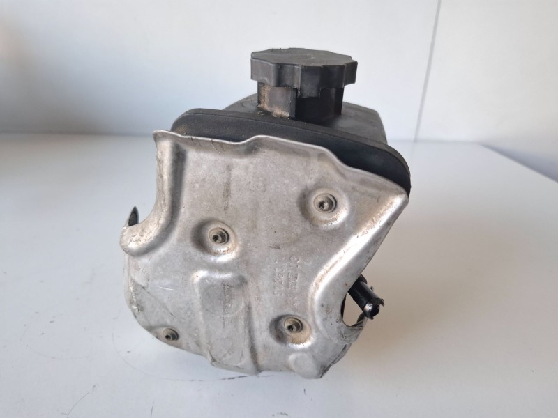 Recambio de bomba direccion para mercedes-benz clase c (bm 203) berlina 271940 referencia OEM IAM A0034664101  