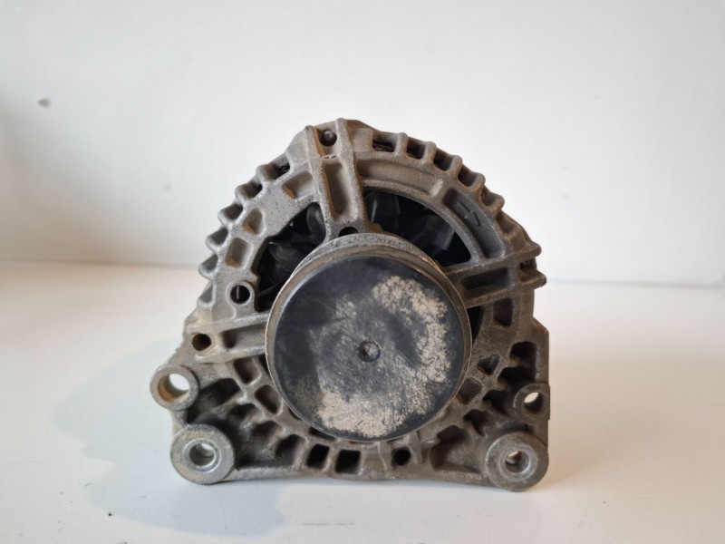 Recambio de alternador para seat inca (6k9) ayq referencia OEM IAM 0124325068  