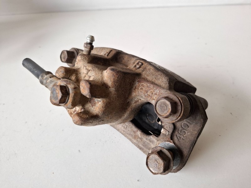 Recambio de pinza de freno trasera derecha para mitsubishi montero (v60/v70) 4m41 referencia OEM IAM   
