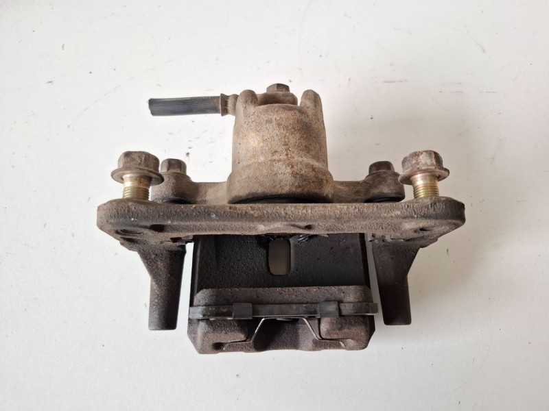 Recambio de pinza de freno trasera derecha para mitsubishi montero (v60/v70) 4m41 referencia OEM IAM   