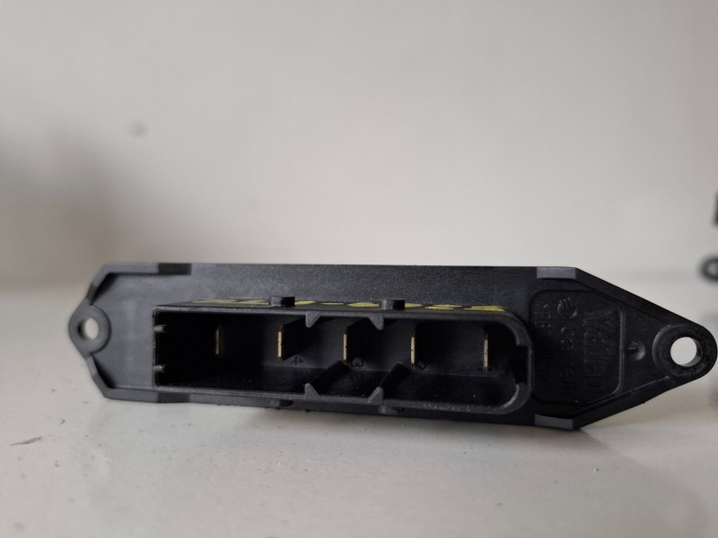 Recambio de resistencia calefaccion para renault scenic ii (jm) k9k732 referencia OEM IAM N103760PC  