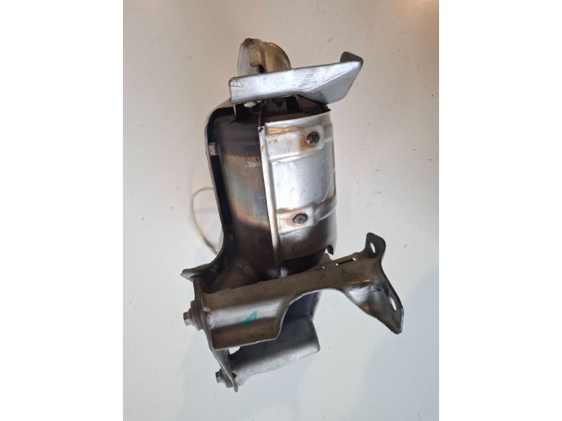 Recambio de catalizador para nissan pulsar (c13m) hra2 referencia OEM IAM 208A02104R  
