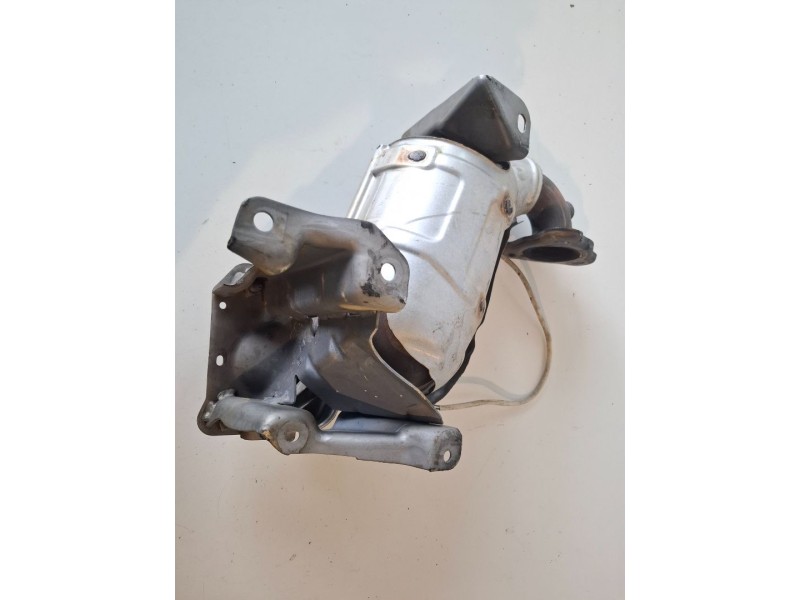 Recambio de catalizador para nissan pulsar (c13m) hra2 referencia OEM IAM 208A02104R  