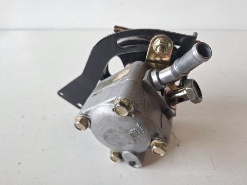 Recambio de bomba direccion para nissan primera berlina (p11) qg18 referencia OEM IAM 7613955102  