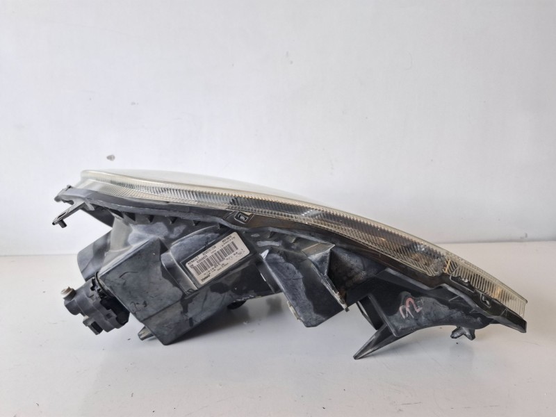 Recambio de faro izquierdo para nissan primastar (x83) f9q760 referencia OEM IAM 8200701354  