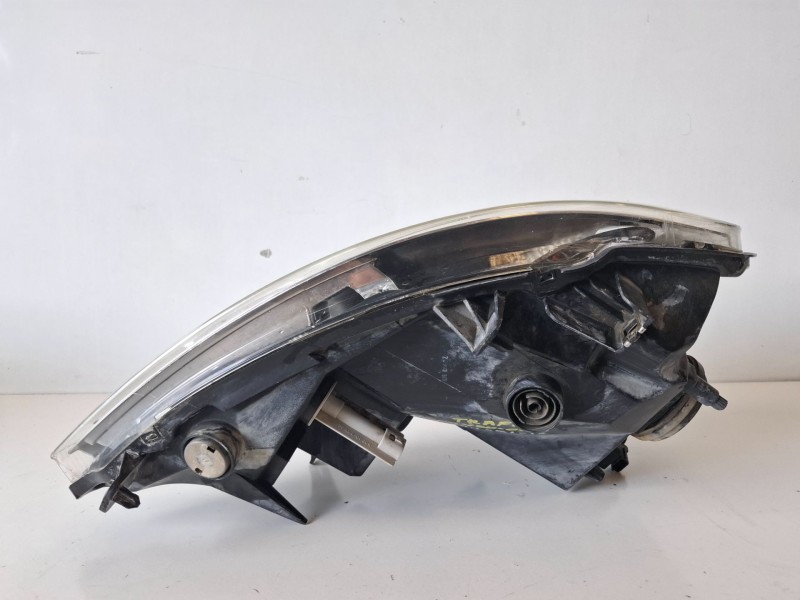 Recambio de faro izquierdo para nissan primastar (x83) f9q760 referencia OEM IAM 8200701354  